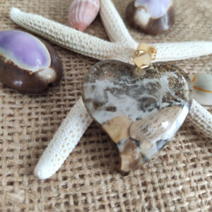 reçine kolye, hediye kolye, (hediyelik paket olarak kargolanır.) (kopya)