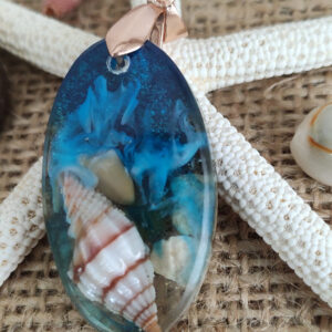 reçine kolye, hediye kolye, (hediyelik paket olarak kargolanır.) (kopya)