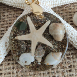 reçine kolye, hediye kolye, (hediyelik paket olarak kargolanır.) (kopya)