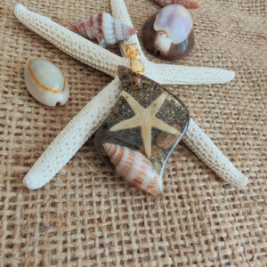 reçine kolye, hediye kolye, (hediyelik paket olarak kargolanır.) (kopya)