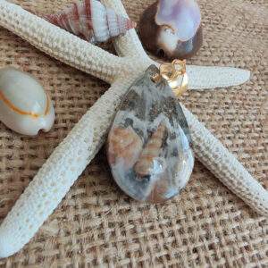 reçine kolye, hediye kolye, (hediyelik paket olarak kargolanır.) (kopya)