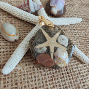 reçine kolye, hediye kolye, (hediyelik paket olarak kargolanır.) (kopya)