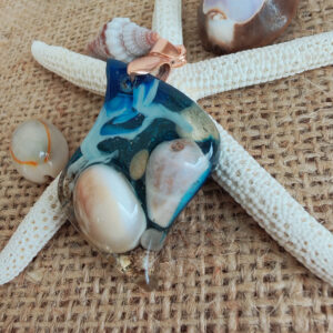 reçine kolye, hediye kolye, (hediyelik paket olarak kargolanır.) (kopya)