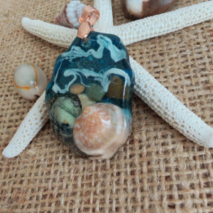 reçine kolye, hediye kolye, (hediyelik paket olarak kargolanır.) (kopya)