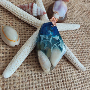 reçine kolye, hediye kolye, (hediyelik paket olarak kargolanır.) (kopya)