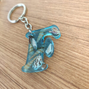 “açık mavi deniz” epoksi “n” harf anahtarlık (kopya)