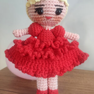 sahne yıldızı amigurumi doll
